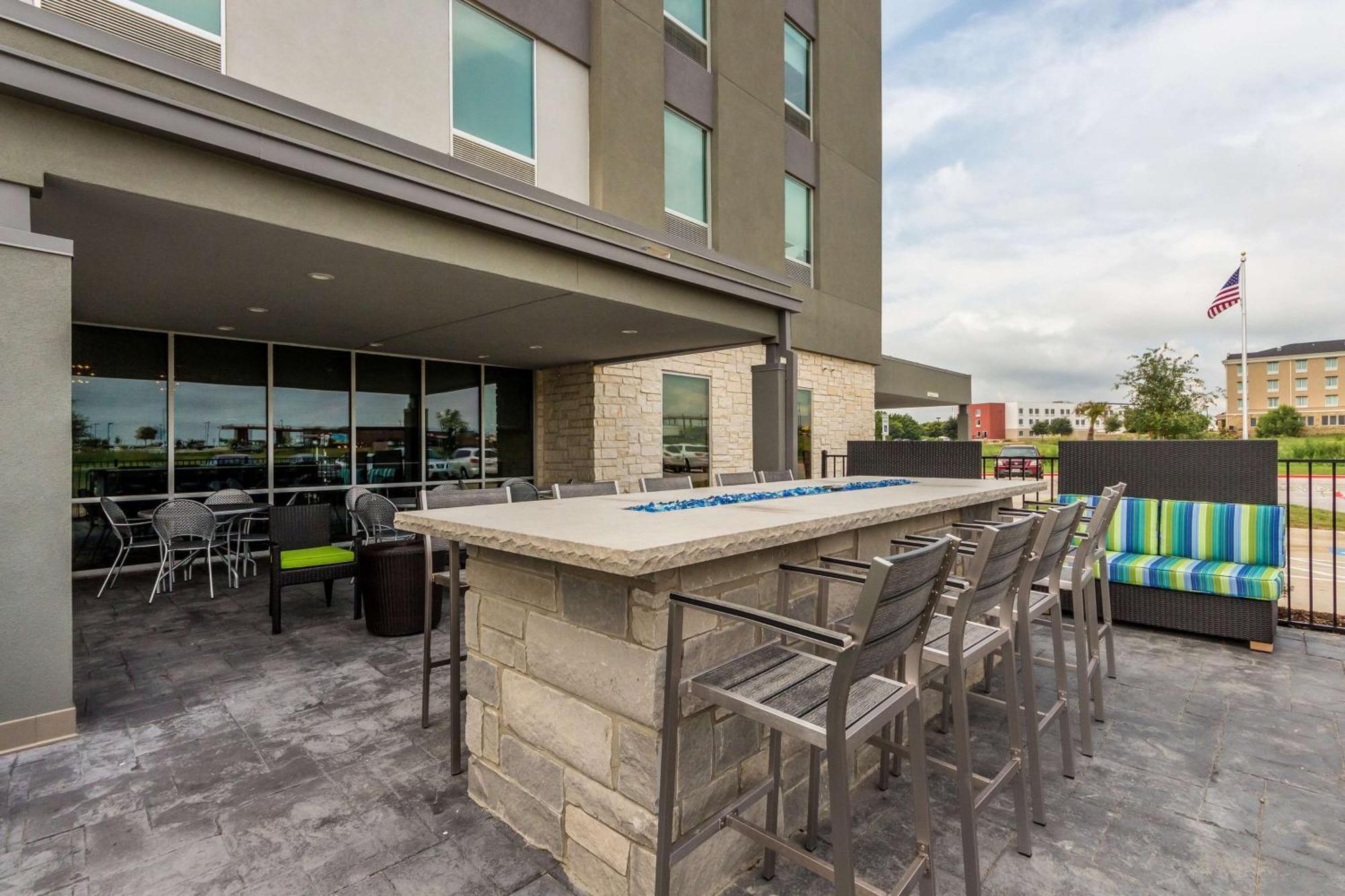 Home2 Suites By Hilton Fort Worth Northlake Roanoke Bagian luar foto